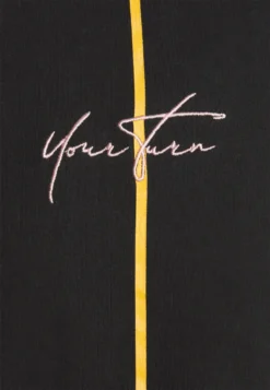 YOURTURN UnisexT-Shirt Con StampaBlack Donna T-shirt E Top YO12100CF-Q11 -Yourturn 02c3e4e8fae644928e07cf03dbf75f5a scaled