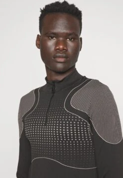 YOURTURN Jaquard Sports UnisexMaglietta A Manica LungaBlack Uomo T-shirt E Polo YO121015P-Q11 -Yourturn 03d573d10a2741569f9bca3dde9bb1ac scaled