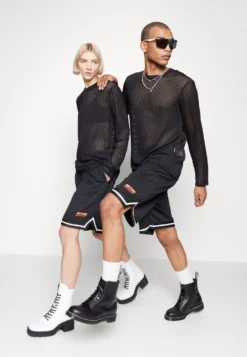 YOURTURN UnisexShortsBlack Donna Shorts YO12100WN-Q11 -Yourturn 04f9499430da4238b7b285350c386cb2 scaled