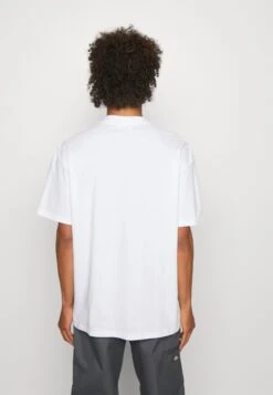 YOURTURN Rule Skull Graphic Tee UnisexT-Shirt Con StampaWhite Uomo T-shirt E Polo YO121011G-A11 -Yourturn 0f64c370d0374acf8a430594a90cb6f9 scaled