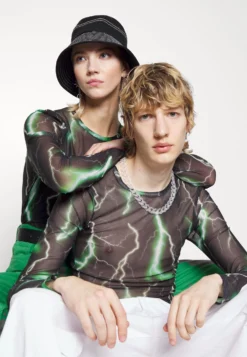 YOURTURN UnisexMaglietta A Manica Lunga Black Uomo T-shirt E Polo YO12100UV-Q11 9 YOURTURN UnisexMaglietta A Manica Lunga Black Uomo T-shirt E Polo YO12100UV-Q11 -Yourturn 11e4b75ba17e4d299ac77c4582f0454d scaled