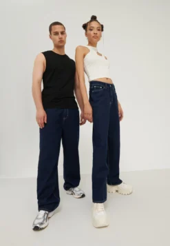 YOURTURN Unisex - Jeans Baggy - Rinsed Denim -Yourturn 17e5b6e9243041baa1688378e1128eb1 scaled