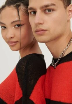 YOURTURN UnisexMaglioneBlack/Red Uomo Maglieria YO122Q053-Q11 -Yourturn 181fdfe8fdcd456f9b39cee279cac4ad scaled