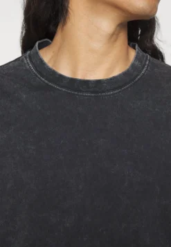 YOURTURN UnisexT-Shirt Con StampaMottled Black Donna T-shirt E Top YO12100VI-Q12 11 YOURTURN UnisexT-Shirt Con StampaMottled Black Donna T-shirt E Top YO12100VI-Q12 -Yourturn 1833fd4953834ecc99a287cf1fe5dffa scaled