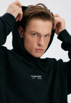YOURTURN UnisexFelpaBlack Uomo Maglieria E Felpe YO1210141-Q11 -Yourturn 265ac6e94e5c4dce952cbca678c08189 scaled