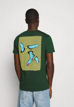 YOURTURN T-Shirt Con StampaDark Green Donna Abbigliamento ZIR02KNNR-001 -Yourturn 2685f1c6c9c349499bced723dc1b6ec5 scaled