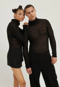 YOURTURN UnisexMaglioneBlack Uomo Maglieria YO122Q052-Q11 -Yourturn 2ae6a851a71b4dffbedebe2f70ece2be scaled