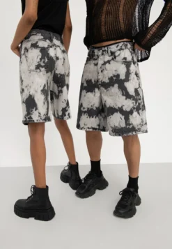 YOURTURN Unisex - Shorts Di Jeans - Black Denim -Yourturn 2cd9be114197419383c232b9b8d8d95f scaled