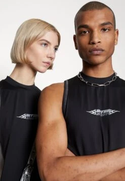 YOURTURN Unisex - Top - Black -Yourturn 521513579e2b418aada24f416c1f819d scaled