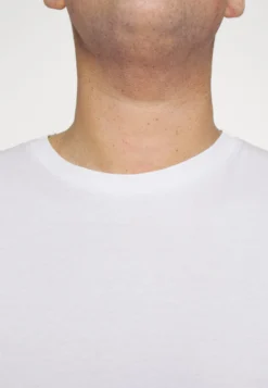 YOURTURN Unisex 3 Pack T-Shirt BasicWhite/Lilac/Black Uomo T-shirt E Polo YO12100WH-A11 25 YOURTURN Unisex 3 Pack T-Shirt BasicWhite/Lilac/Black Uomo T-shirt E Polo YO12100WH-A11 -Yourturn 56bd1fb19d4640049ae231b62b69ecce scaled