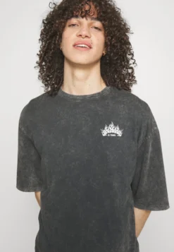 YOURTURN Skull Graphic Tee UnisexT-Shirt Con StampaMottled Black Donna T-shirt E Top YO121012M-Q11 -Yourturn 5af2e41f27104c59808e8bcc301bfbf3 scaled