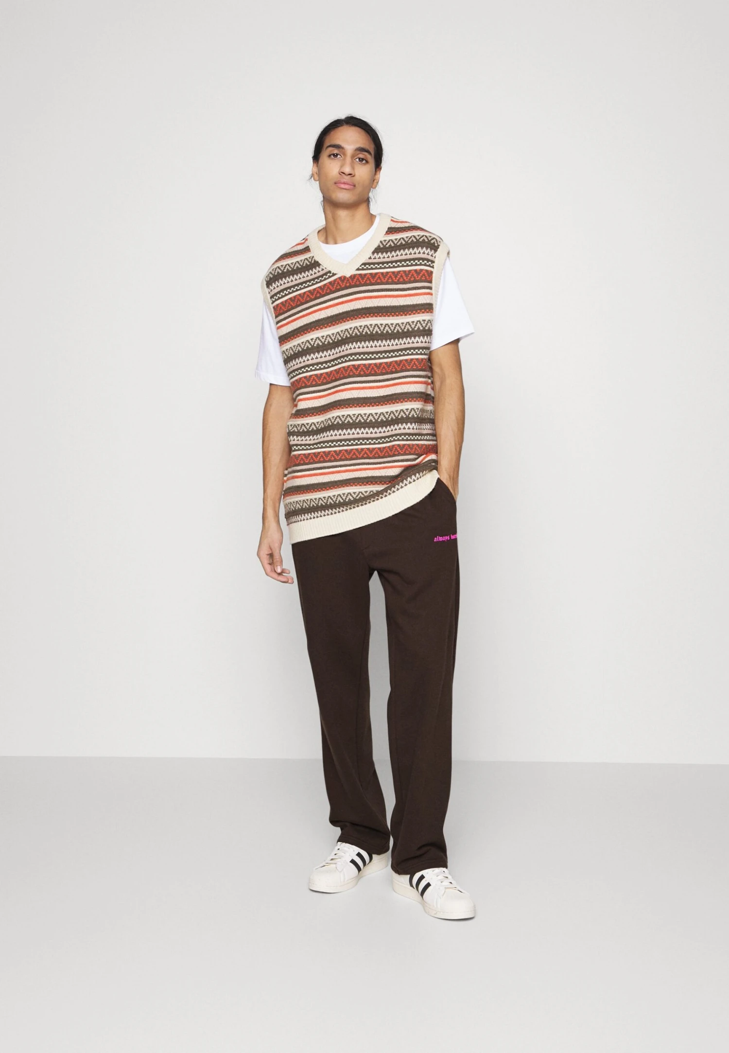 YOURTURN UnisexPantaloni SportiviBrown Uomo Pantaloni YO12100V1-O11 2 YOURTURN UnisexPantaloni SportiviBrown Uomo Pantaloni YO12100V1-O11 - immagine 2