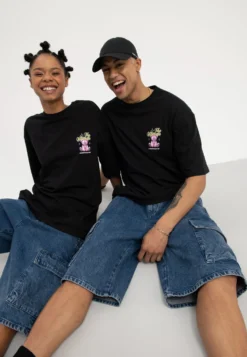 YOURTURN UnisexT-Shirt Con StampaBlack Donna T-shirt E Top YO1210101-Q11 -Yourturn 68873e74982e422eb78543e16c9c124c scaled