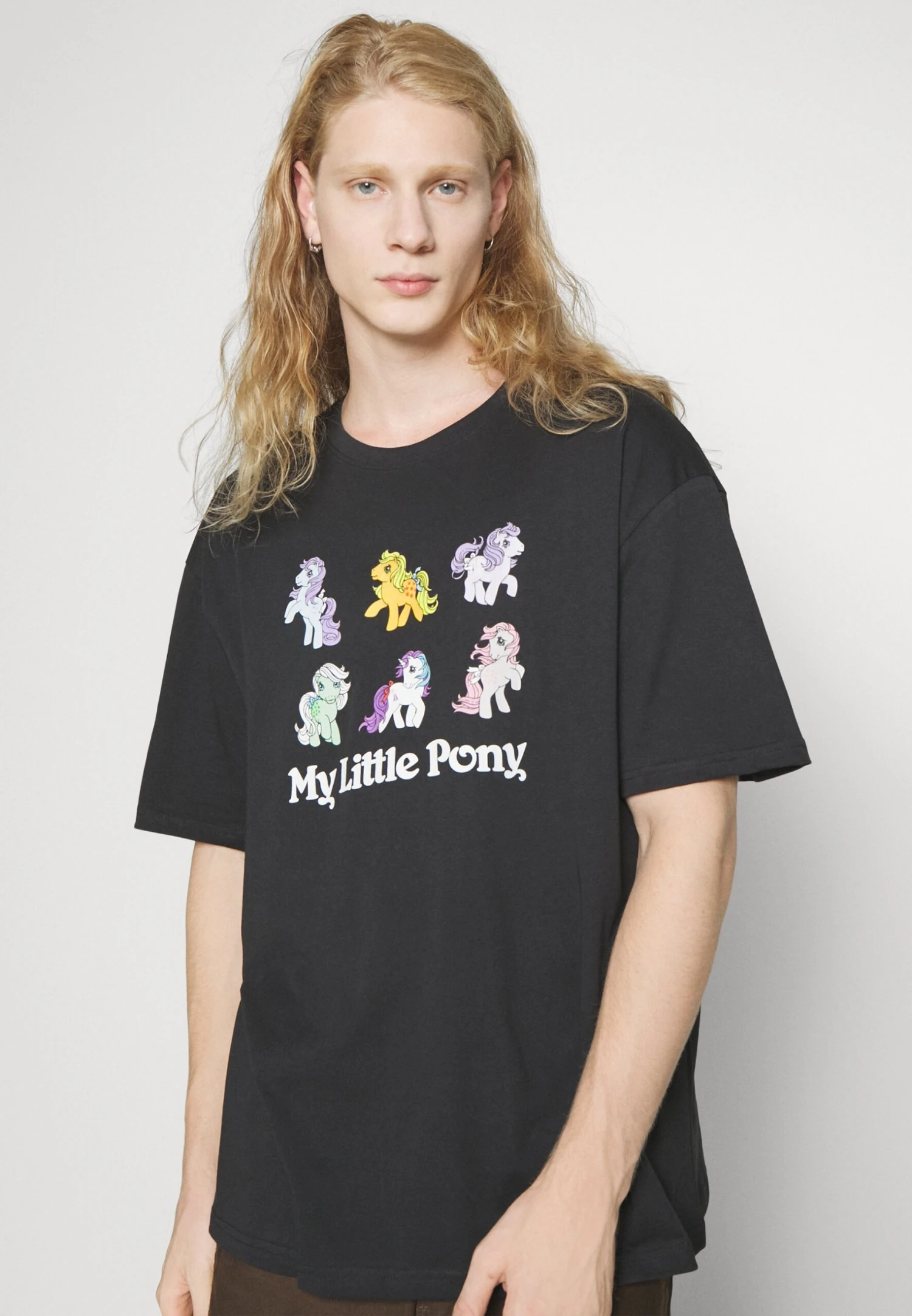 YOURTURN My Little Pony UnisexT-Shirt Con StampaBlack Uomo T-shirt E Polo YO1210178-Q11 4 YOURTURN My Little Pony UnisexT-Shirt Con StampaBlack Uomo T-shirt E Polo YO1210178-Q11 - immagine 4