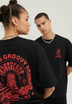 YOURTURN UnisexT-Shirt Con StampaBlack Uomo T-shirt E Polo YO121017D-Q11 9 YOURTURN UnisexT-Shirt Con StampaBlack Uomo T-shirt E Polo YO121017D-Q11 -Yourturn 7bfcaa2250b941e9a8e79833a96bb1da scaled