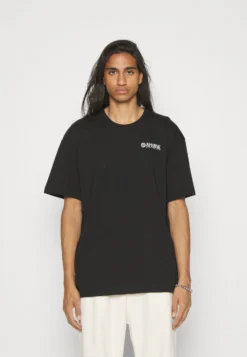 YOURTURN UnisexT-Shirt Con StampaBlack Donna T-shirt E Top YO121012R-Q11 8 YOURTURN UnisexT-Shirt Con StampaBlack Donna T-shirt E Top YO121012R-Q11 -Yourturn 82b10f8edcef44aabae204cca4e0d154 scaled