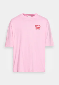 YOURTURN Nostalgia Future Tee UnisexT-Shirt Con StampaPink Uomo T-shirt E Polo YO12100M4-J11 8 YOURTURN Nostalgia Future Tee UnisexT-Shirt Con StampaPink Uomo T-shirt E Polo YO12100M4-J11 -Yourturn 831f68827a82423bb951ac99f4213912 scaled