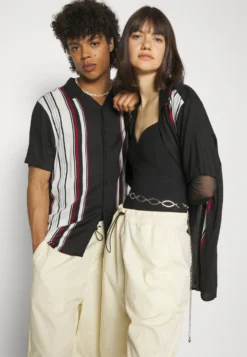 YOURTURN Genderless Parachute - Shorts - White -Yourturn 834f1f83f56e4019a779e61f5e6b9f84 scaled