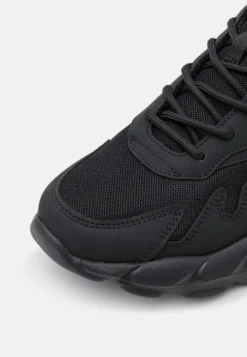 YOURTURN UnisexSneakers BasseBlack Donna Sneakers YO115O00X-Q11 -Yourturn 847f437602224a8caabf54e5d1f9de9c scaled