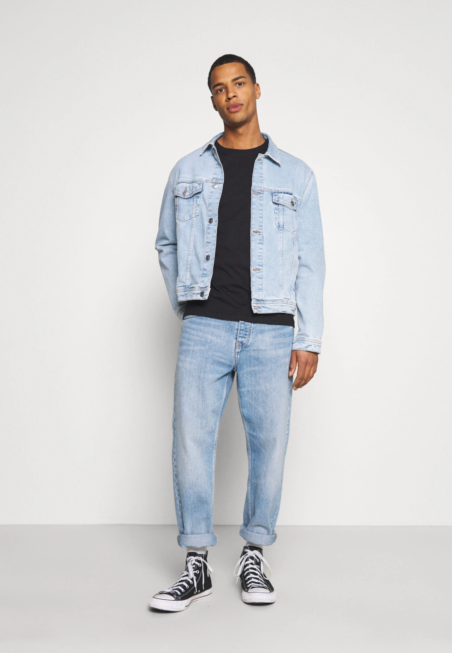 YOURTURN UnisexT-Shirt Con StampaBlack Uomo T-shirt E Polo YO121003G-Q11 2 YOURTURN UnisexT-Shirt Con StampaBlack Uomo T-shirt E Polo YO121003G-Q11 - immagine 2