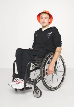 YOURTURN UnisexFelpaBlack Donna Felpe YO12100RK-Q11 -Yourturn 8e51ba97e0af4f0489491afa33a33b66 scaled