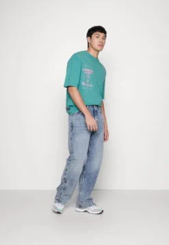 YOURTURN UnisexJeans BaggyLight Blue Denim Donna Jeans YO121010S-K11 -Yourturn 8e75ca8c7778447383527b31d9af764c scaled