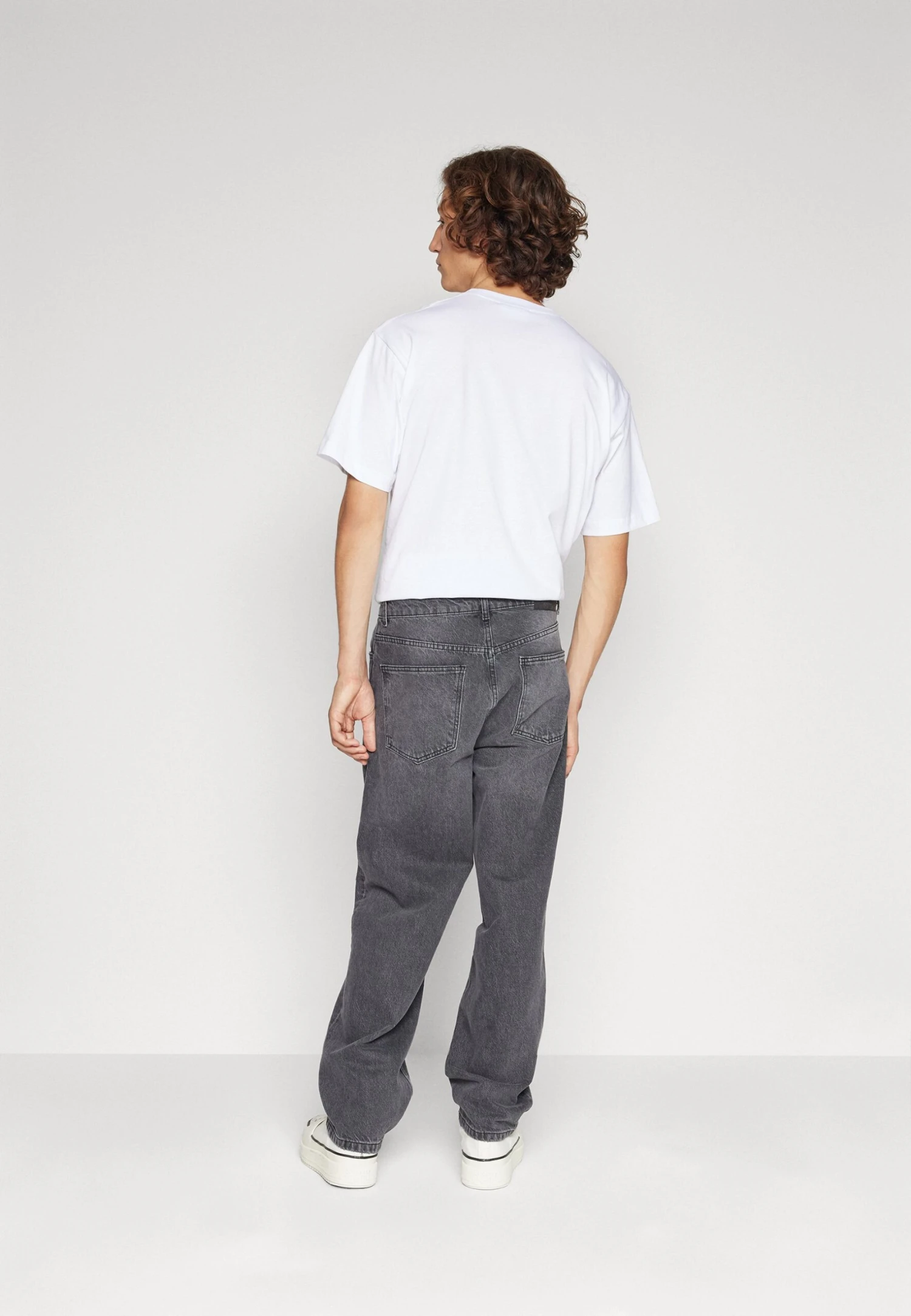 YOURTURN Straight Leg Relaxed UnisexJeans BaggyBlack Denim Donna Jeans YO121014K-Q11 3 YOURTURN Straight Leg Relaxed UnisexJeans BaggyBlack Denim Donna Jeans YO121014K-Q11 - immagine 3