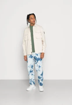 YOURTURN Unisex Moonwash UnisexJeans BaggyLight Blue Denim Donna Jeans YO12100LK-K11 6 YOURTURN Unisex Moonwash UnisexJeans BaggyLight Blue Denim Donna Jeans YO12100LK-K11 -Yourturn 8f30857569654c949a606d1e3ef34e80 scaled