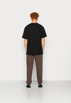 YOURTURN UnisexPantaloni SportiviBrown Donna Pantaloni YO12100NF-O11 7 YOURTURN UnisexPantaloni SportiviBrown Donna Pantaloni YO12100NF-O11 -Yourturn 9e6534a6093d49d7a47326122ded782d scaled