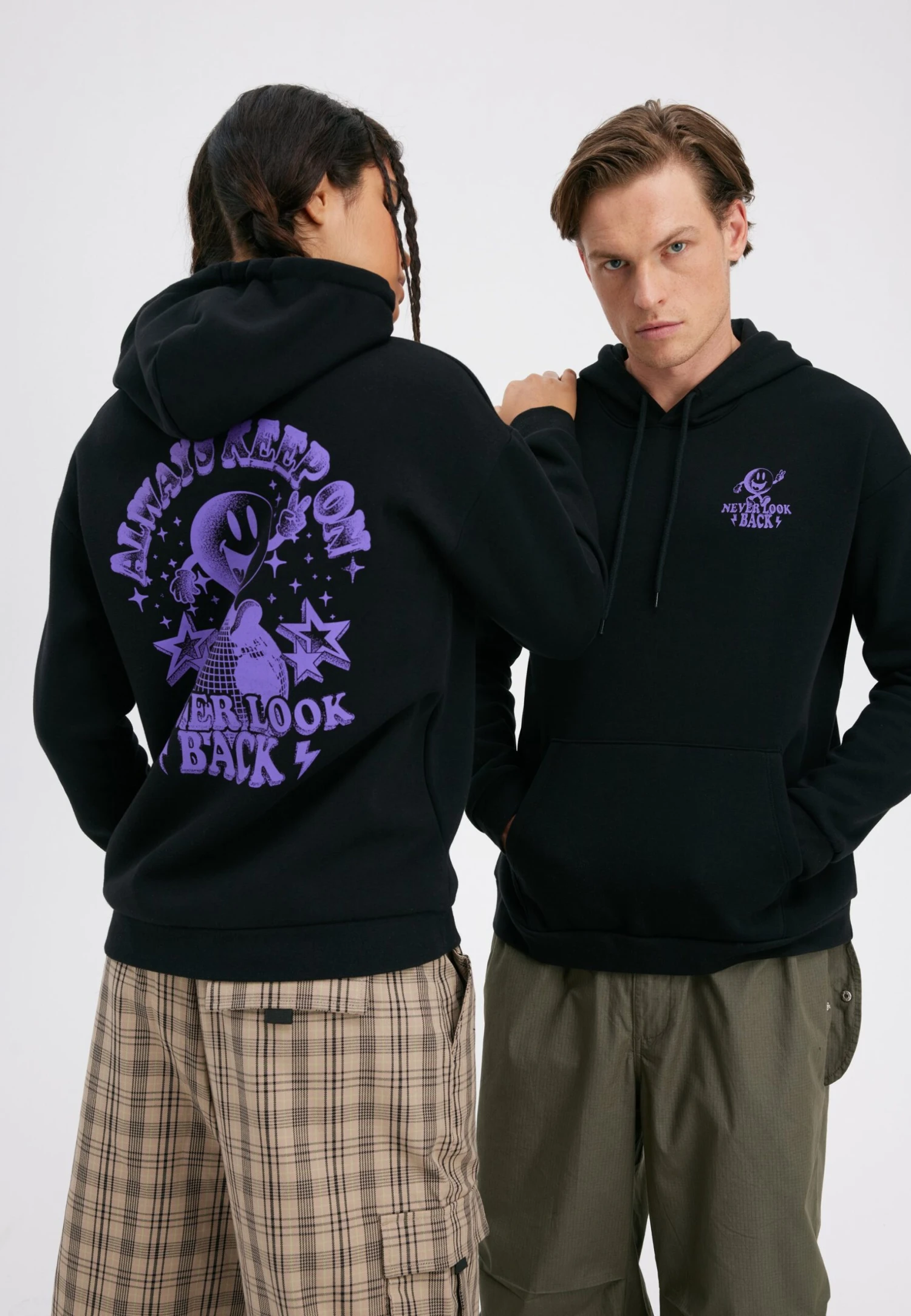 YOURTURN FelpaBlack Uomo Maglieria E Felpe YO121016B-Q11 5 YOURTURN FelpaBlack Uomo Maglieria E Felpe YO121016B-Q11 - immagine 5