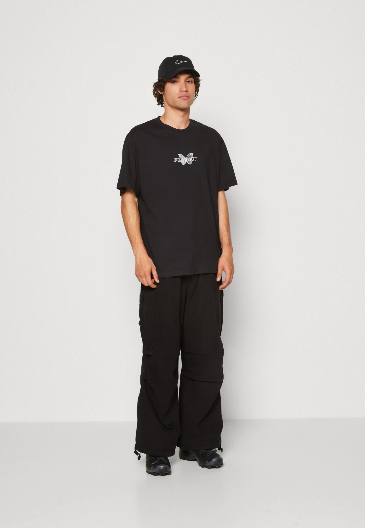 YOURTURN UnisexT-Shirt Con StampaBlack Donna T-shirt E Top YO12100WK-Q11 2 YOURTURN UnisexT-Shirt Con StampaBlack Donna T-shirt E Top YO12100WK-Q11 - immagine 2