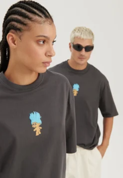 YOURTURN T-Shirt Con Stampa - Dark Grey -Yourturn b30eb573888d43cb9c1e929900b4944f scaled