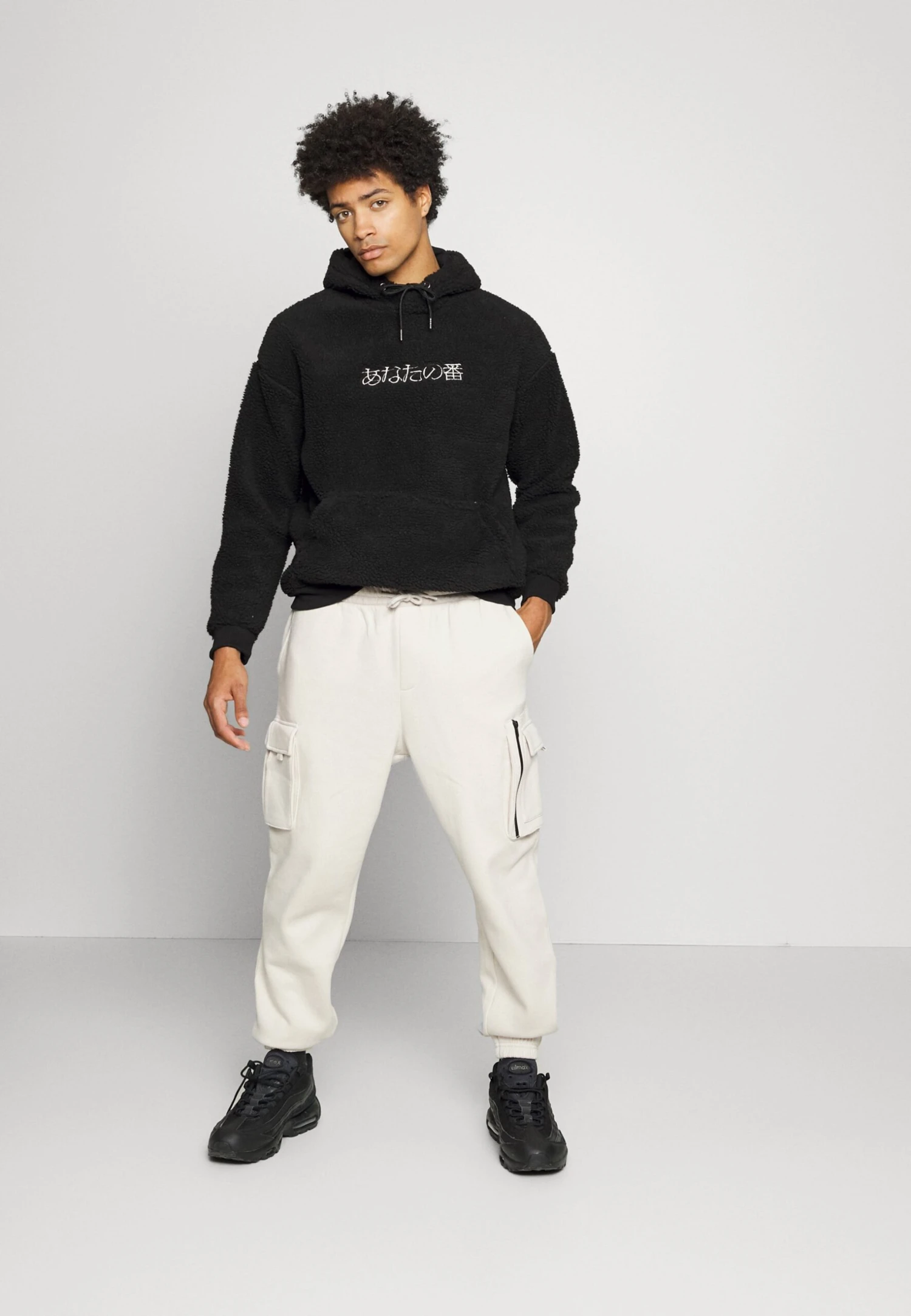 YOURTURN UnisexFelpa Con CappuccioBlack Uomo Maglieria E Felpe YO121007G-Q11 2 YOURTURN UnisexFelpa Con CappuccioBlack Uomo Maglieria E Felpe YO121007G-Q11 - immagine 2