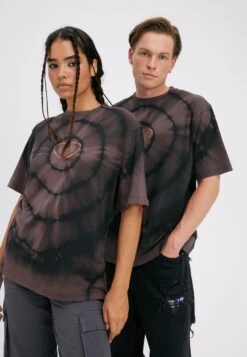 YOURTURN UnisexT-Shirt Con StampaBrown Uomo T-shirt E Polo YO122O0SQ-O11