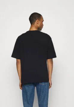 YOURTURN UnisexT-Shirt Con StampaBlack Donna T-shirt E Top YO121011J-Q11 8 YOURTURN UnisexT-Shirt Con StampaBlack Donna T-shirt E Top YO121011J-Q11 -Yourturn c84ad66a9c5d41a7bb47bd603d5587ad scaled