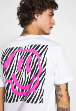 YOURTURN T-Shirt Con StampaWhite Donna T-shirt E Top YO121002E-A11 13 YOURTURN T-Shirt Con StampaWhite Donna T-shirt E Top YO121002E-A11 -Yourturn de44298ade9445279e0e49675306d6c1 scaled