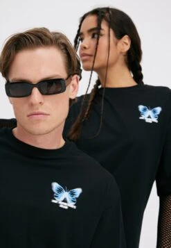 YOURTURN UnisexT-Shirt Con StampaBlack Uomo T-shirt E Polo YO121015D-Q11 -Yourturn dee03750f05442a0a3ba77c065f49762 scaled