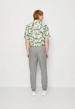 YOURTURN Unisex - Pantaloni Sportivi - Grey 8 YOURTURN Unisex - Pantaloni Sportivi - Grey -Yourturn e10191e8f21644bbb9d78607bbda91d5 scaled