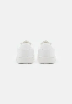YOURTURN Sneakers BasseWhite Uomo Sneaker YO112O03P-A11 -Yourturn e422fcb945e54679a768f4c471e3e98a scaled