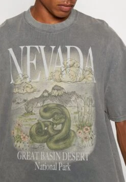 YOURTURN Nevada Wash Graphic Tee WashedT-Shirt Con StampaCharcoal Uomo T-shirt E Polo YO121011B-Q11 -Yourturn e829ada2811949e7b41756f8833b261a scaled