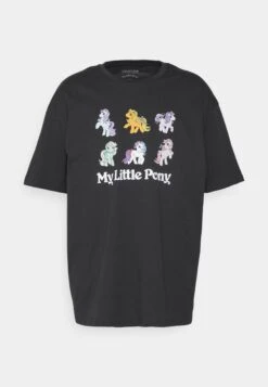 YOURTURN My Little Pony UnisexT-Shirt Con StampaBlack Uomo T-shirt E Polo YO1210178-Q11 10 YOURTURN My Little Pony UnisexT-Shirt Con StampaBlack Uomo T-shirt E Polo YO1210178-Q11 -Yourturn e9efcff3c8c941968ac18a7e20bc3f74 scaled