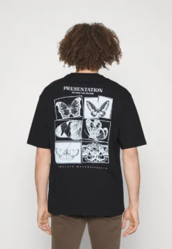 YOURTURN T-Shirt Con StampaBlack Donna T-shirt E Top YO121011A-Q11 -Yourturn eb486b3a449245f1a066e661e07f9786 scaled