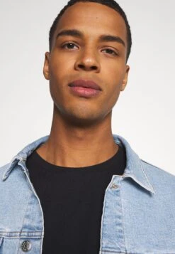 YOURTURN UnisexT-Shirt Con StampaBlack Uomo T-shirt E Polo YO121003G-Q11 10 YOURTURN UnisexT-Shirt Con StampaBlack Uomo T-shirt E Polo YO121003G-Q11 -Yourturn f2a3cfc5fe484830898e53193cf9741d scaled