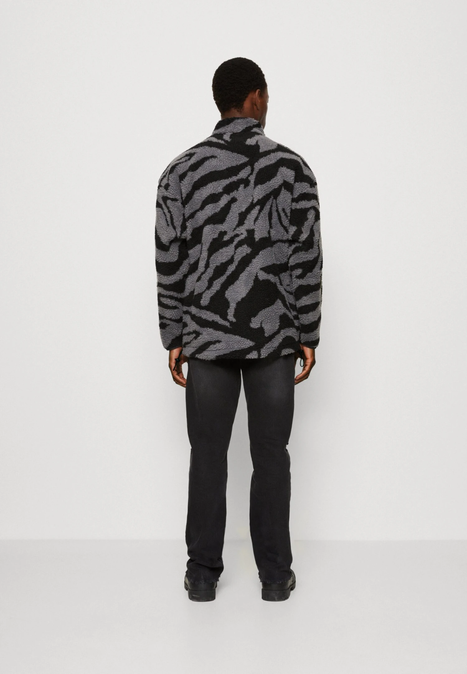 YOURTURN UnisexGiacca In PileGrey Uomo Maglieria E Felpe YO12100VD-C11 3 YOURTURN UnisexGiacca In PileGrey Uomo Maglieria E Felpe YO12100VD-C11 - immagine 3